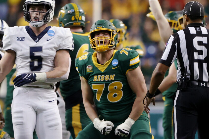 Bison notebook: NDSU senior Wlodarczyk thriving in starting linebacker ...