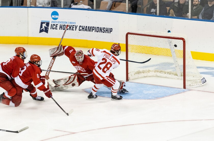 Boston University beats Cornell 2-1 for Frozen Four berth