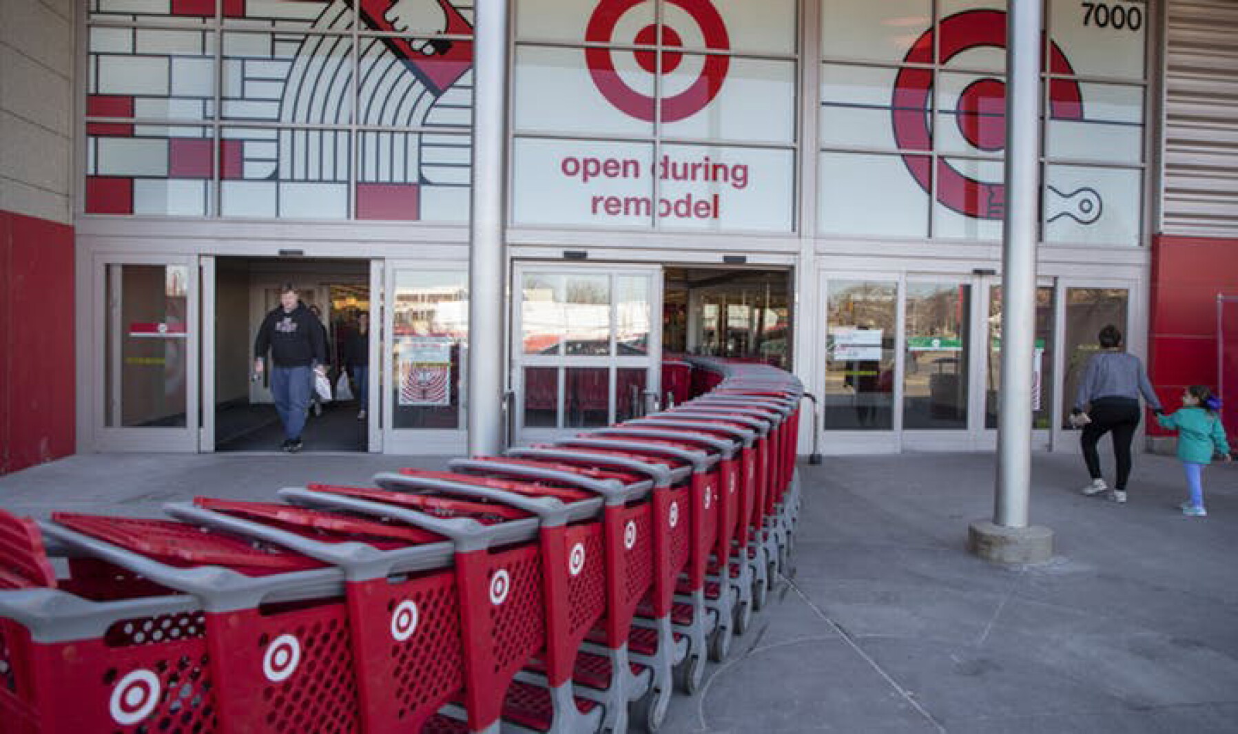 Target Duluth Target tells suppliers to pick up cost of China trade tariffs - Duluth ...
