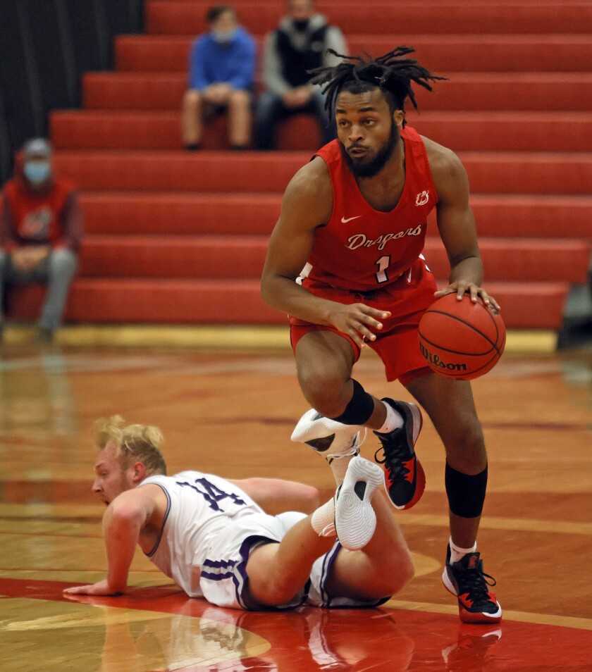 112821.s.ff.DragonsMBB.03.jpg