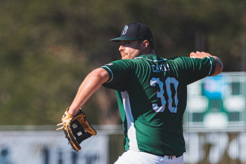 8-9-22StateAmateurBaseballSalemvsDimock-Emery-3.jpg