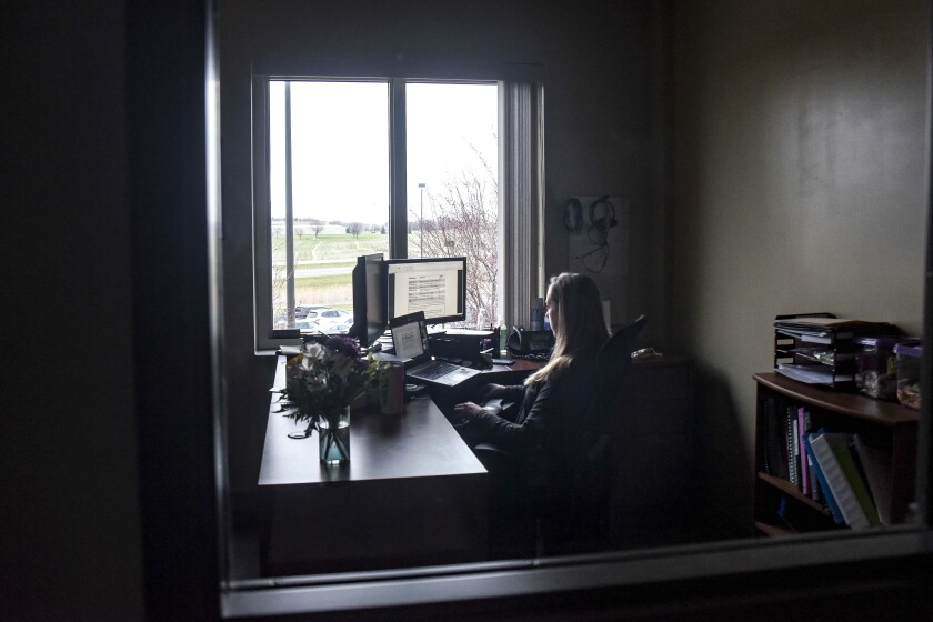 041421.N.WCT.KandiCoBackinOffice.01.jpg,
