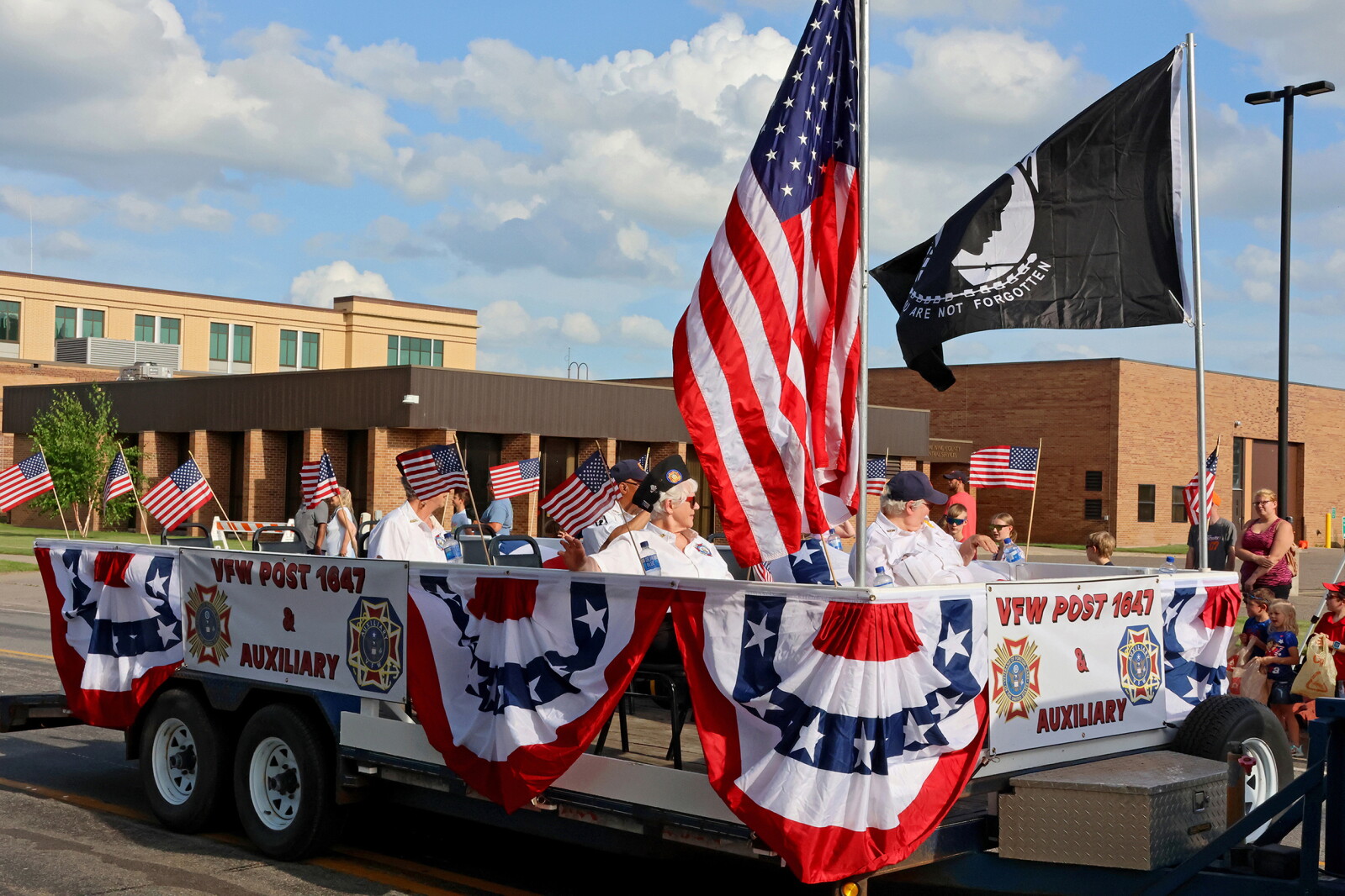 Brain Rd Brainerd Fourth of July Parade 2025 klick! Gallery - Brainerd Dispatch ...