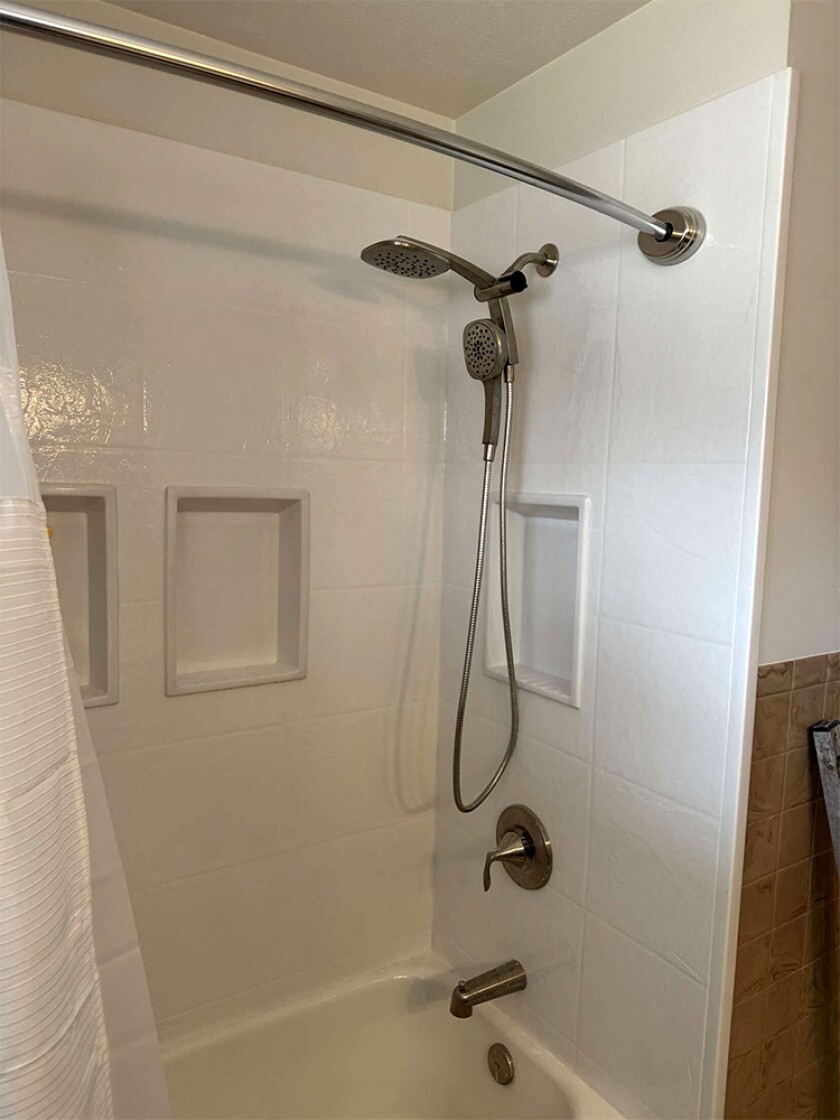 Onyx Showers.jpg