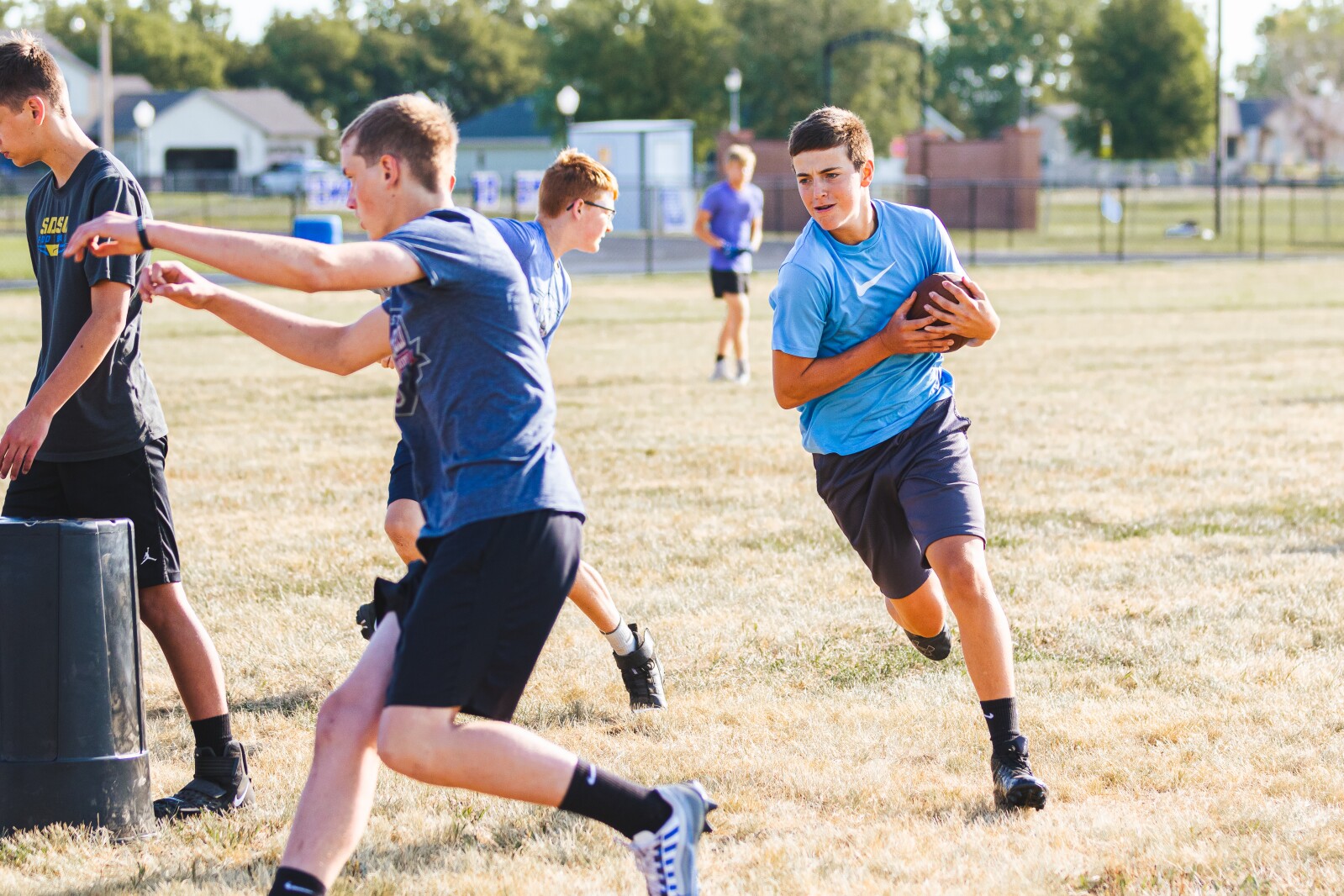 8-4-22MtVernonHighSchoolFootballCamp-11.jpg