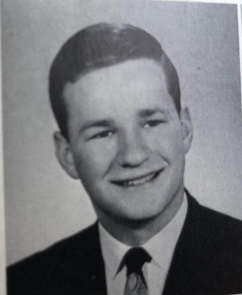 Central mark schneider.jpg