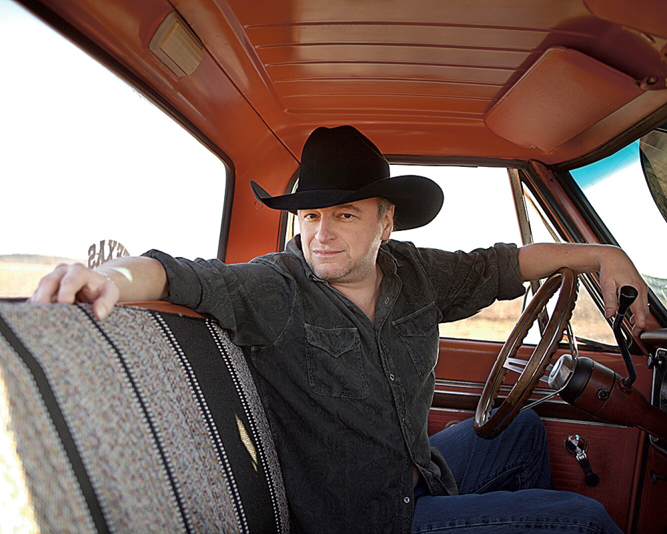 Diffie, Chestnutt bringing ‘Country Throwback Tour’ to Shooting Star ...