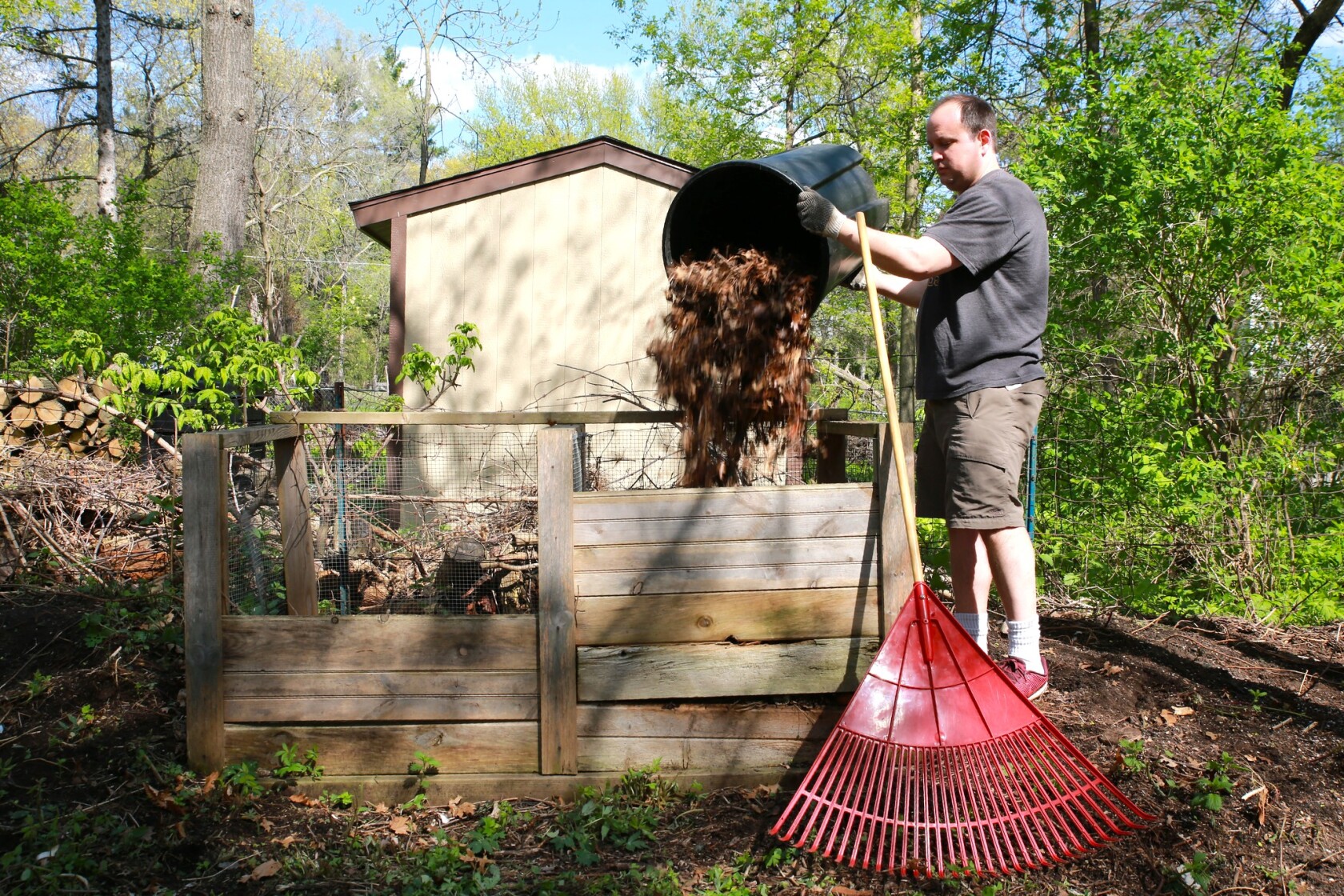 Starting a compost bin is easy -- here's how to do it - Detroit Lakes ...