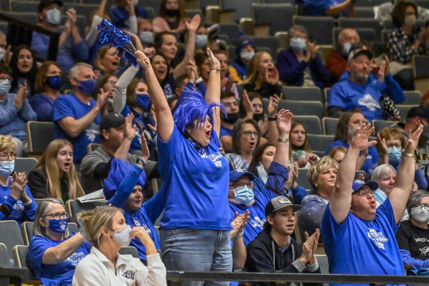 112221.S.DR.DWUVBALL26.jpg