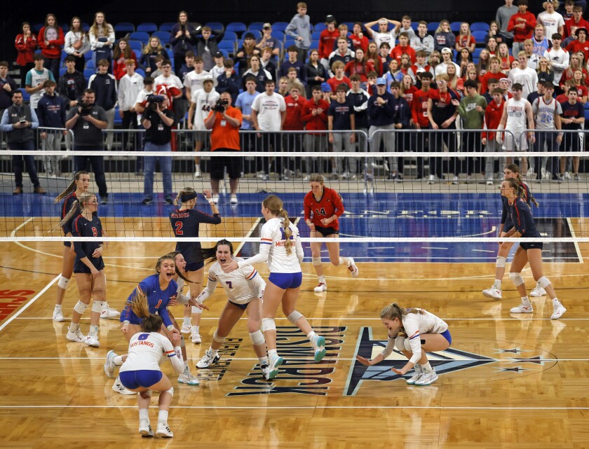 111822.s.ff.ND.VB.WFSheyenne