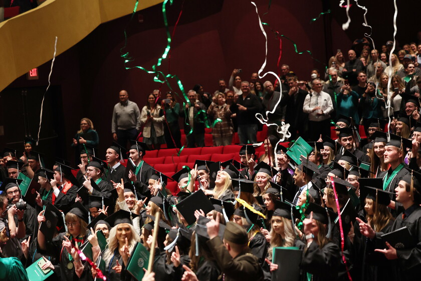 UND winter commencement set for Dec. 19; planning for next winter's begins a week later - Grand Forks Herald | Grand Forks, East Grand Forks news, weather & sports UND winter commencement set for Dec. 19; planning for next winter's begins a week later - Grand Forks Herald | Grand Forks, East Grand Forks news, weather & sports