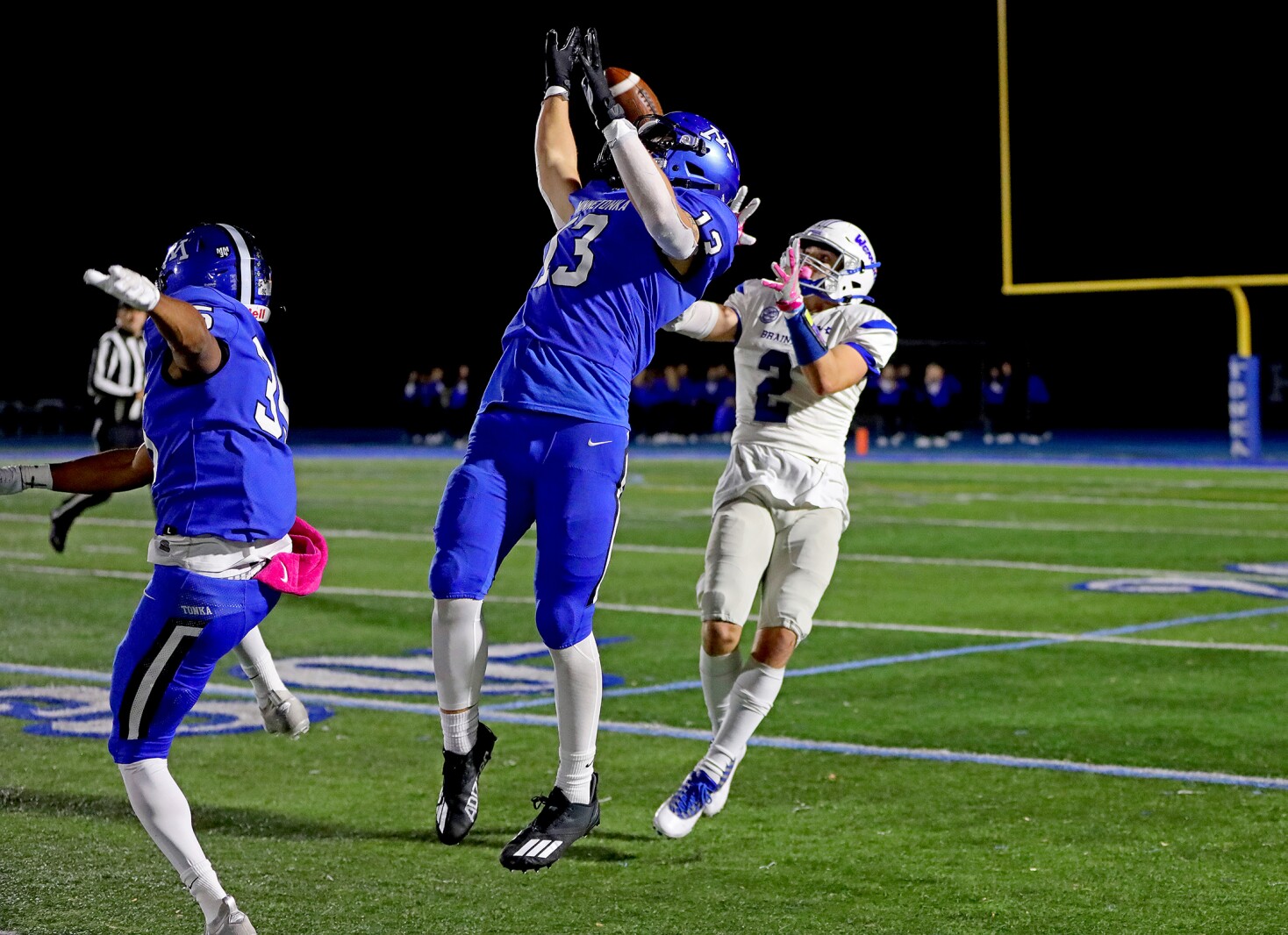 Brainerd Football vs Minnetonka (25).jpg