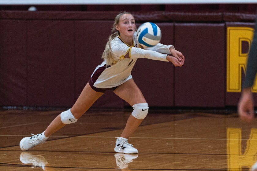 9-15-22PrepVolleyballCorsica-StickneyvsEthan-19.jpg
