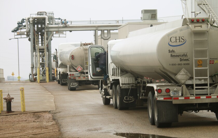 072417.AG.NDSoybeanProcessors04.jpg