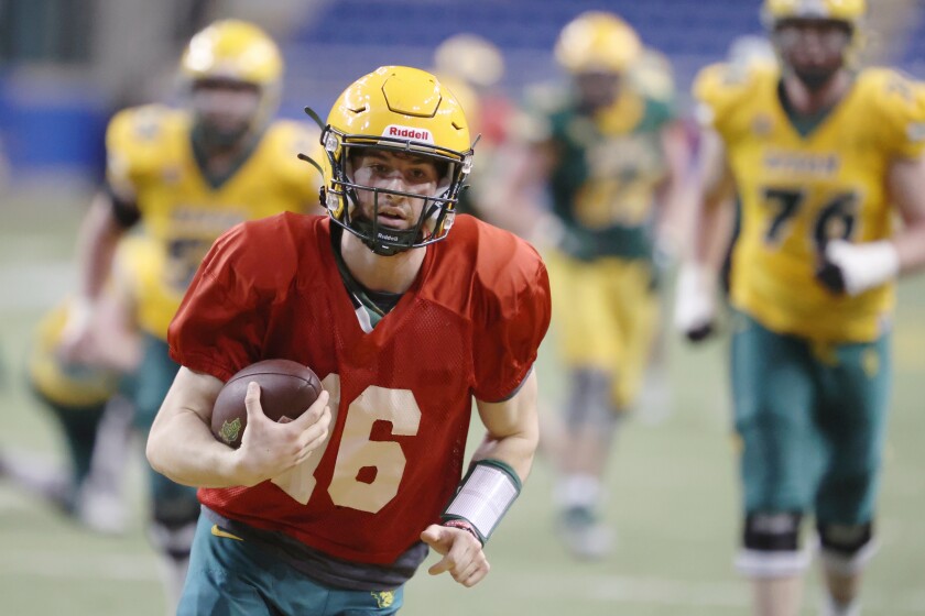 042422.s.ff.Bison.FB.springgame.Anderson