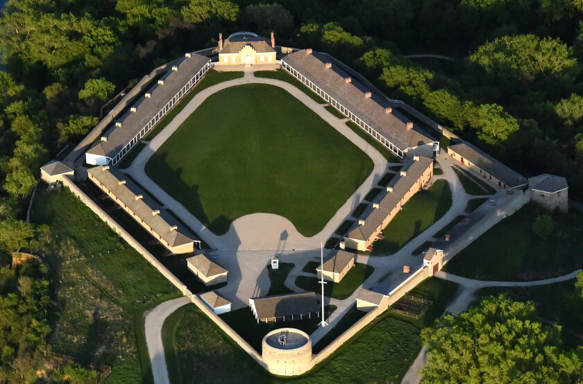 ENTER-NEW-VISITOR-CENTER-DEBUTS-AT-1-SP.jpg