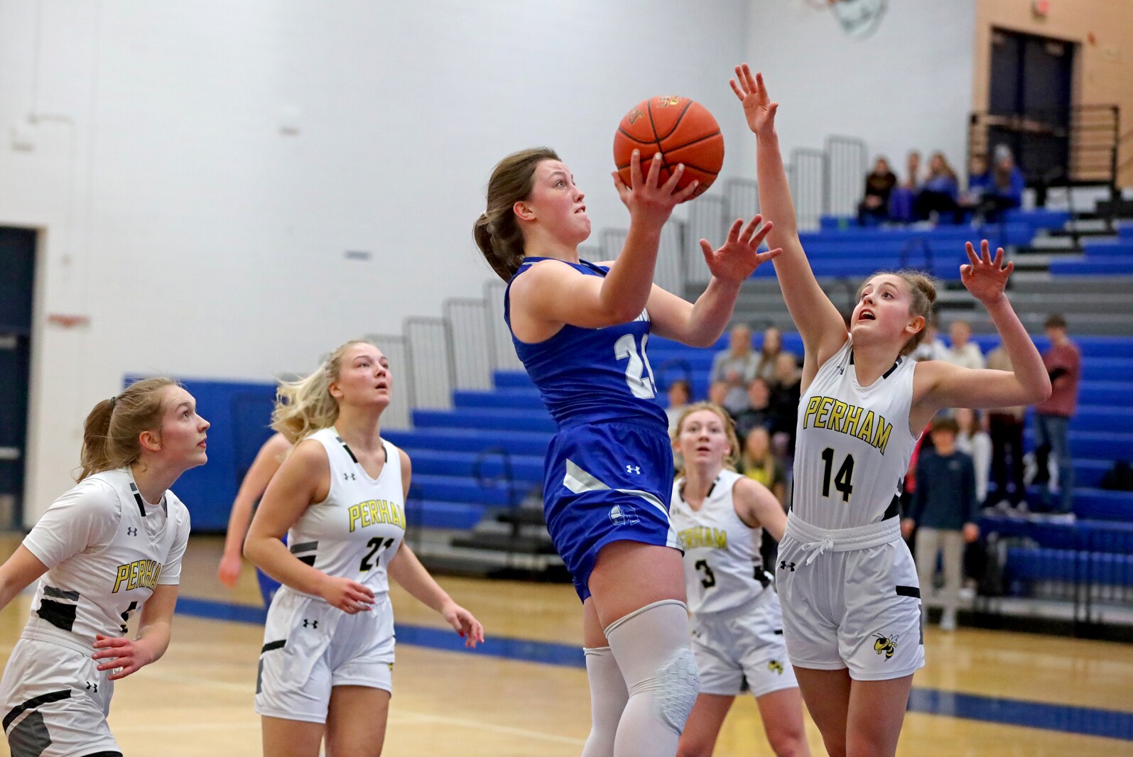 Brainerd girls basketball vs Perham