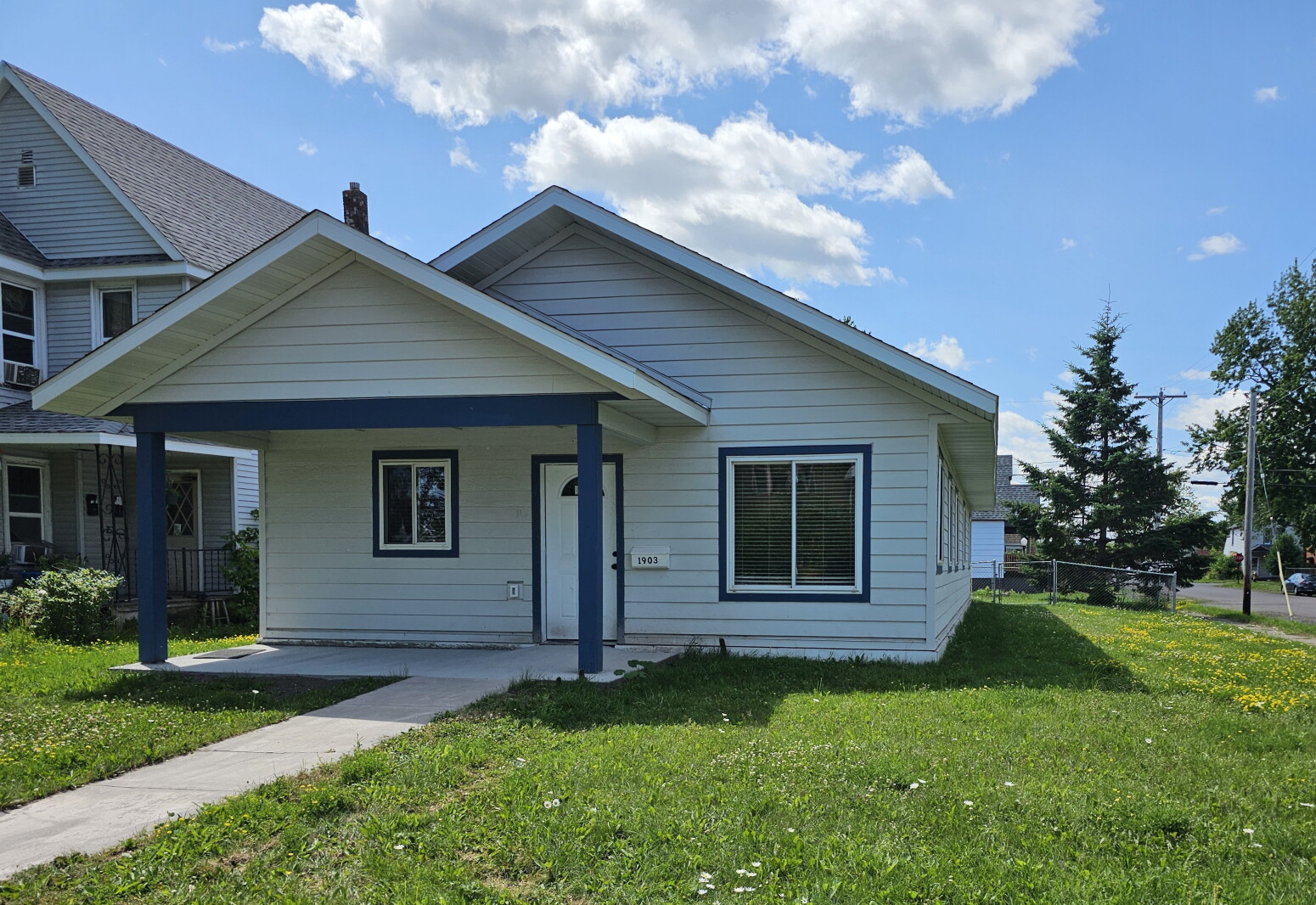 City of Superior buys first home for land trust