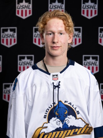 Carl Axelsson, goalie, 1