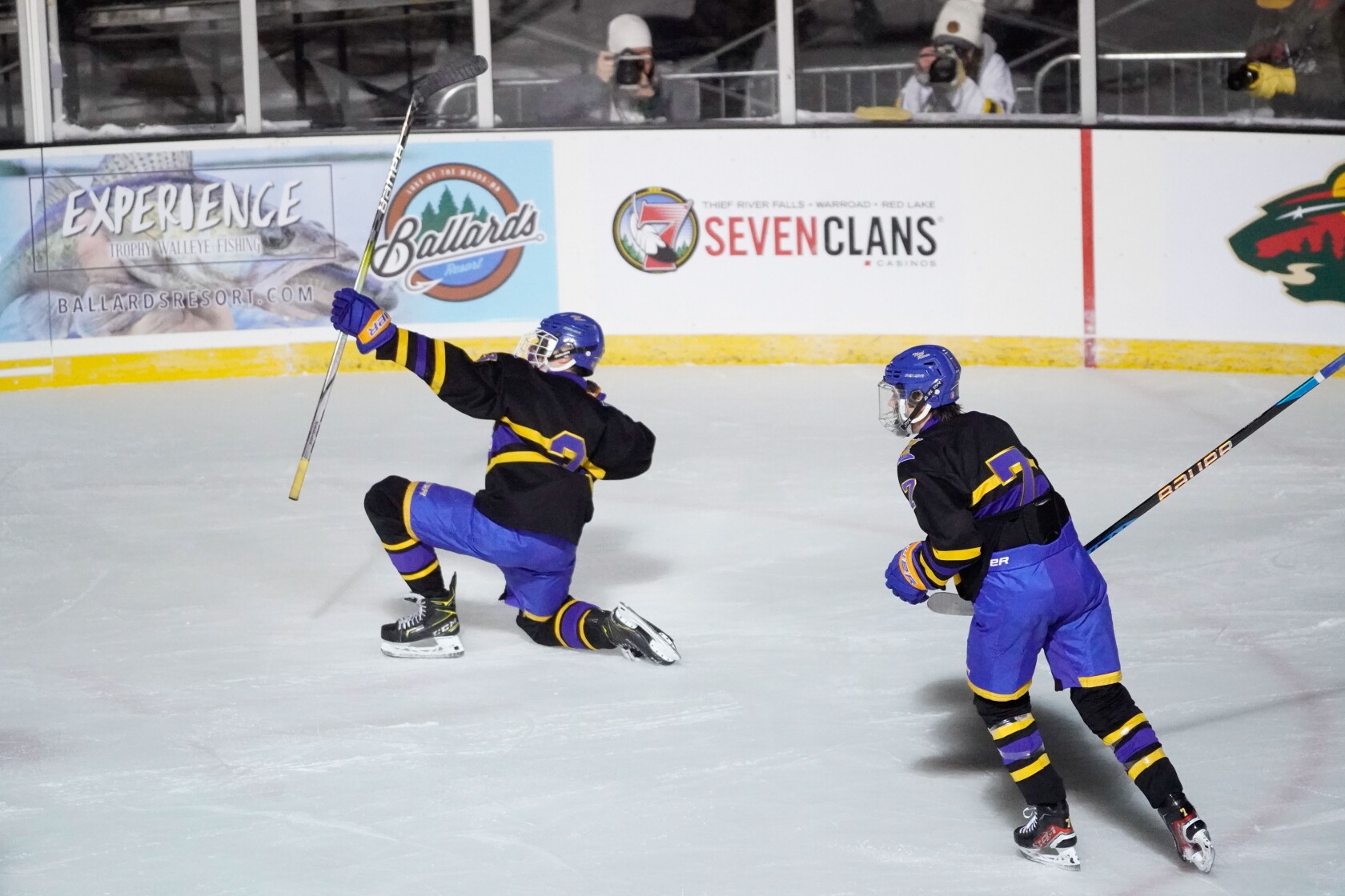 Conner Roff shuts the door in Thief River Falls’ Hockey Day Minnesota ...