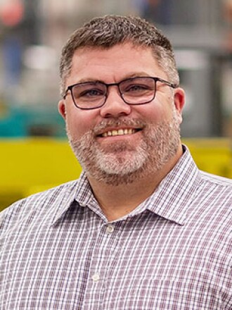 AdamSundermann-260x340-1.jpg