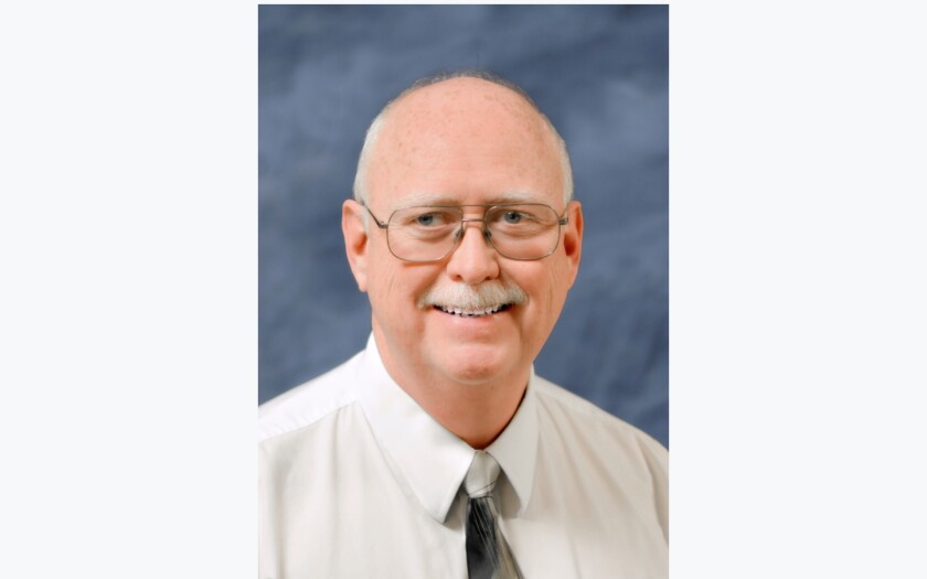 Dr. Kenneth Flowe.jpg