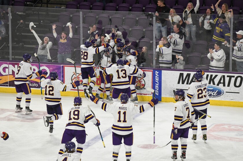 032322.S.BP.BSUMHKY MSU celebration.jpg