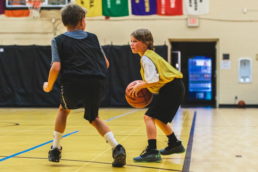 7-25-22MitchellYouthSummerBasketball-20.jpg
