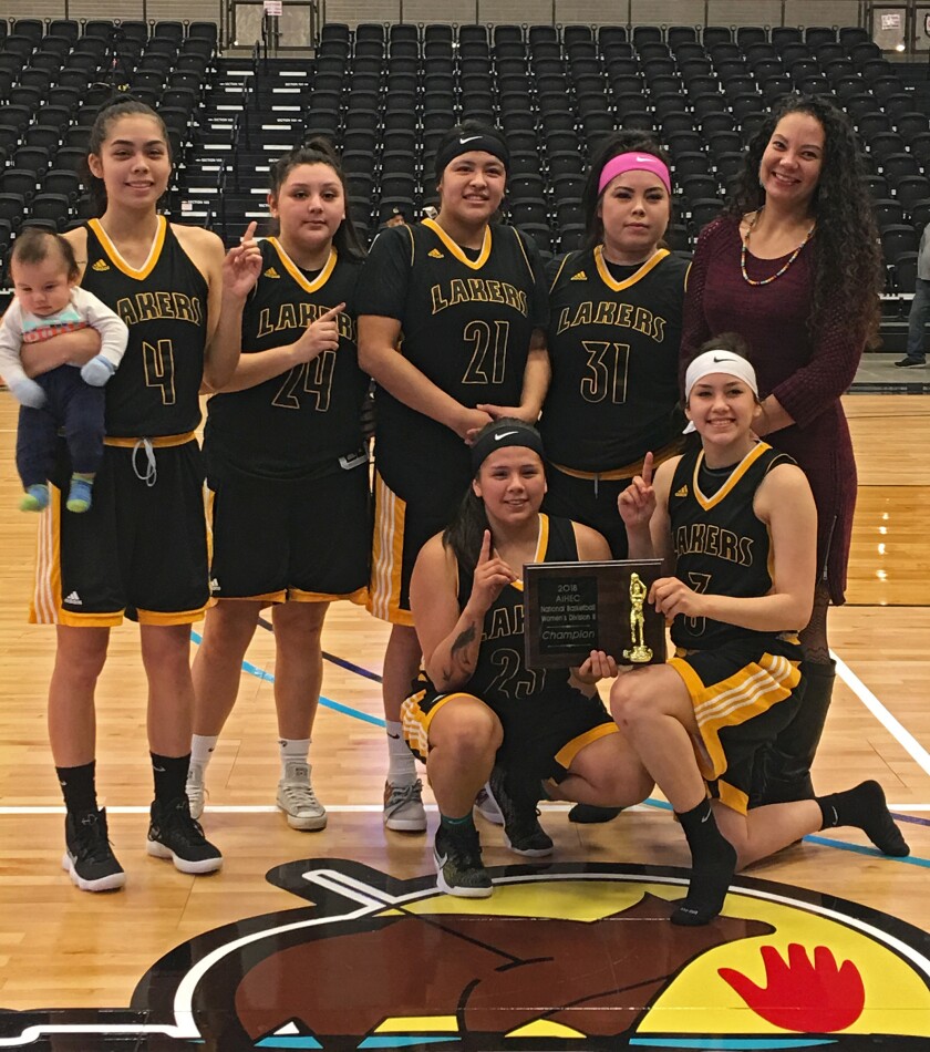 4107411+032918.S.BP_.LEECHLAKE womens.jpg
