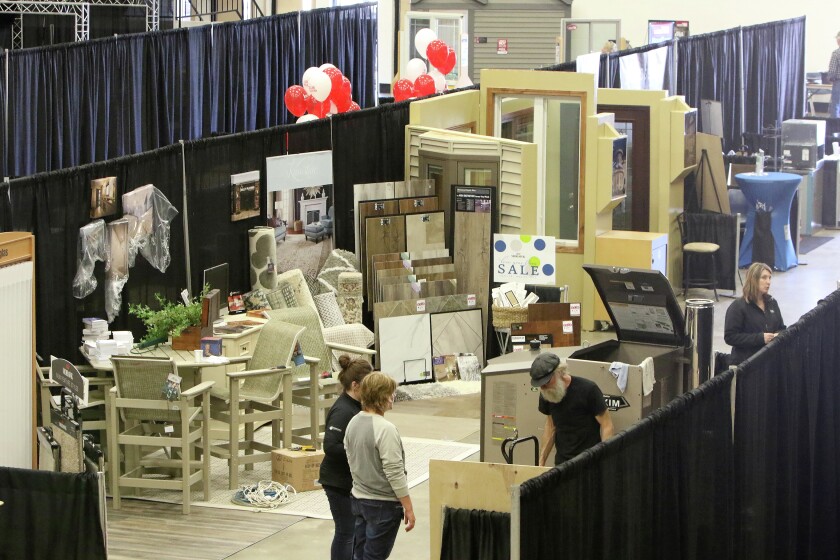 3304156+042217.N.JS_.HomeGardenShow.jpg
