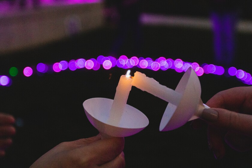10-3-22CandleLightVigil-14.jpg
