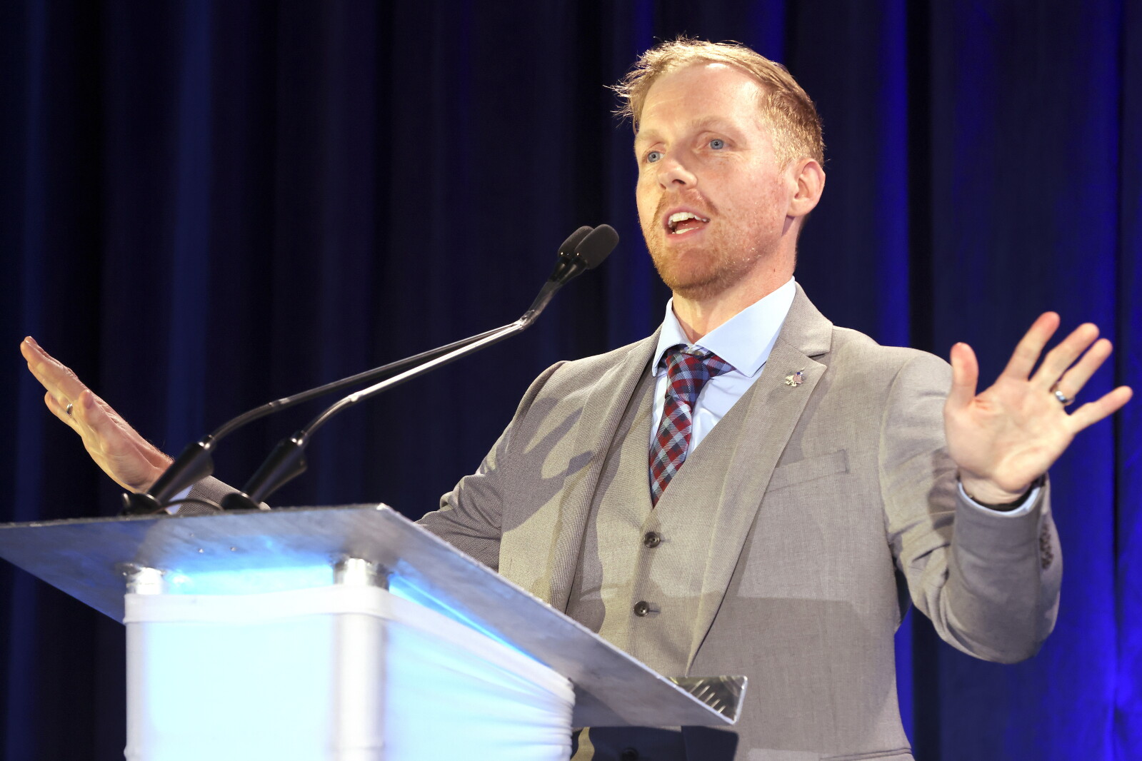 Baumgartner out as Chamber president