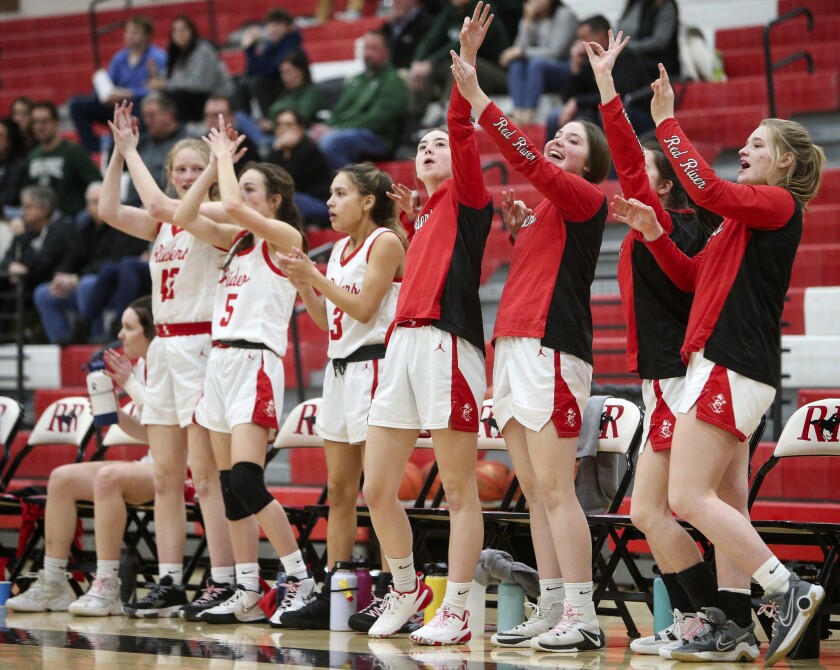 011222 S GFH RRGBB RRBenchCellie01.jpg