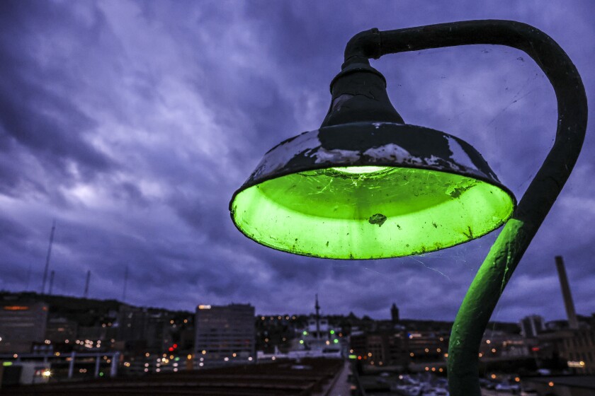 actors perform at haunted ship