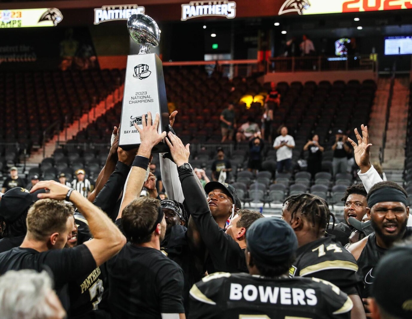 Sioux Falls Storm Fall To Bay Area Panthers In Indoor Football League sioux-falls-storm-fall-to-bay-area-panthers-in-indoor-football-league