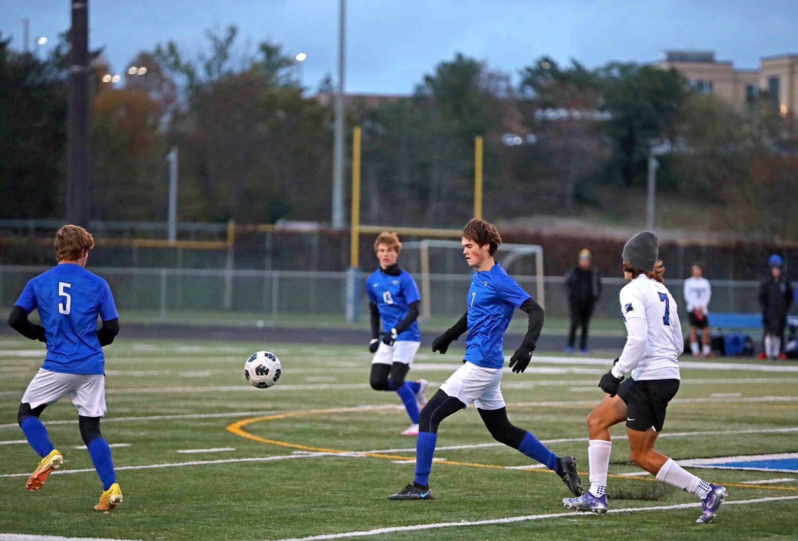 Brainerd boys soccer vs Rogers