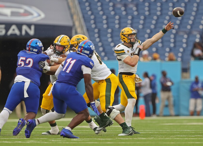 090725.S.FF.NDSUfootball