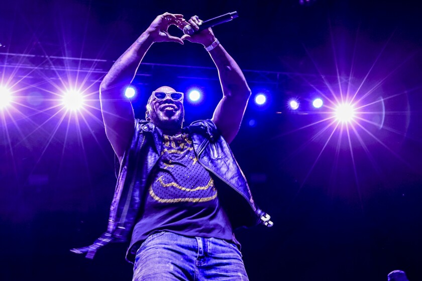 Review: Flo Rida goes late, gets 'Low' at Bayfront Festival Park ...