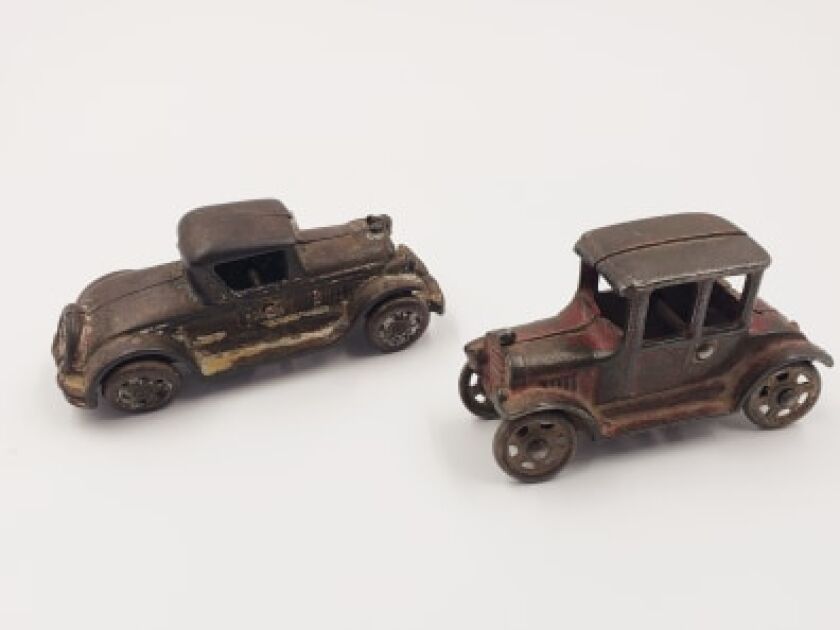 A couple of vintage cast iron collectible cars found with Chris at The Old River Valley Antique Mall, Stewartville..jpg