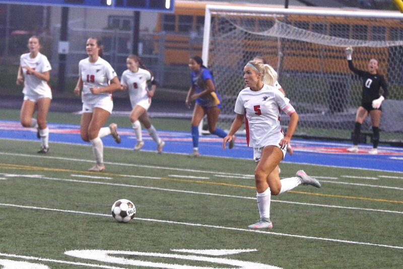 Duluth East Defeats Wayzata 3-0 in Class AAA Girls Soccer Quarterfinal