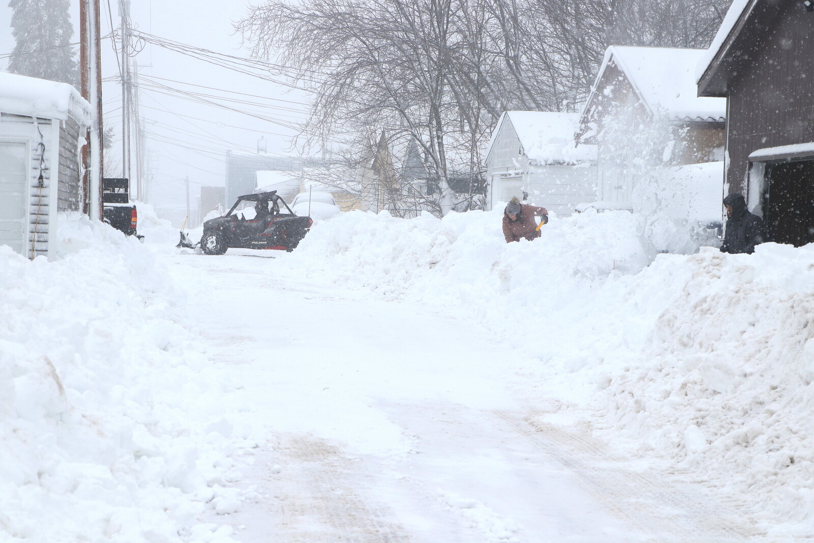 Storm hits Tuesday with messy mix of high winds, freezing rain, heavy snow - Duluth News Tribune | News, weather, and sports from Duluth, Minnesota Storm hits Tuesday with messy mix of high winds, freezing rain, heavy snow - Duluth News Tribune | News, weather, and sports from Duluth, Minnesota