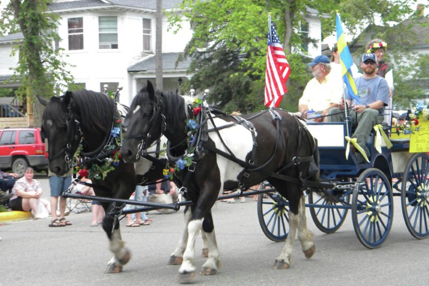 Bemidji's Fourth of July Water Carnival Parade a hit Bemidji Pioneer