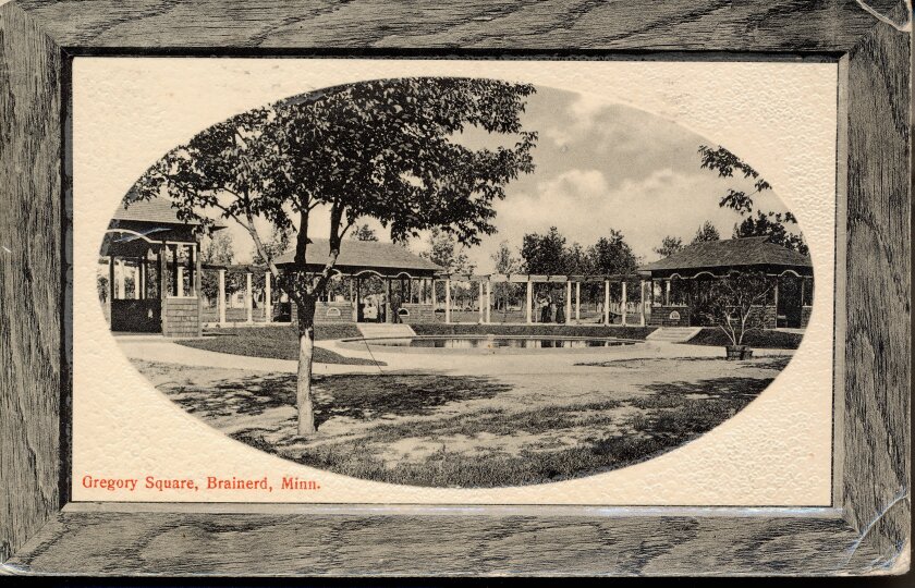 071121.N.BD.GregoryPark1915.jpg