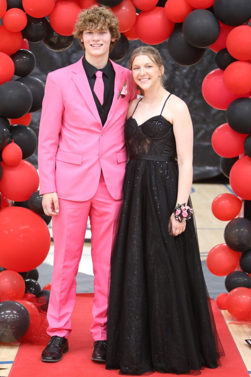 Prom Forum Brandon-Evansville High School Prom 2024 - PHOTOS - Alexandria Echo ...