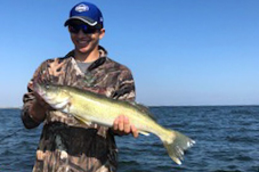 Evan Mickelson walleye.jpg