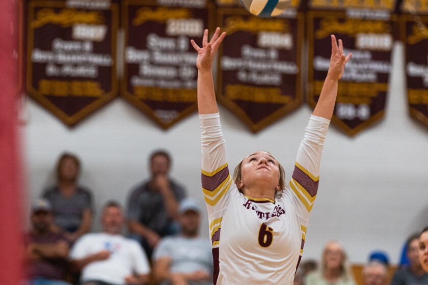 9-15-22PrepVolleyballCorsica-StickneyvsEthan-28.jpg