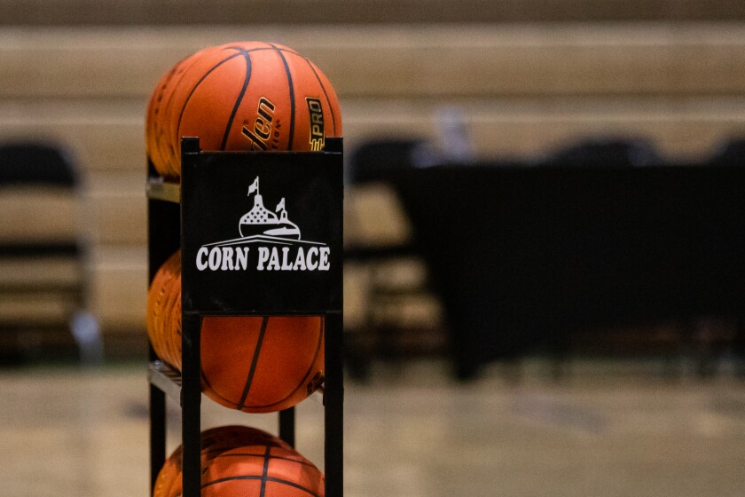 Loaded 18game slate unveiled for DWU Classic on Feb. 1011 at Corn