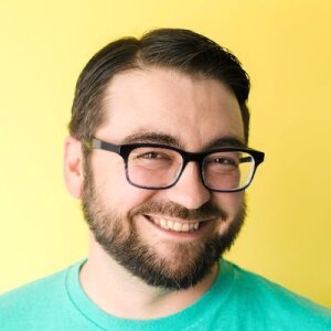 A bio photo of Kris Kerzman.