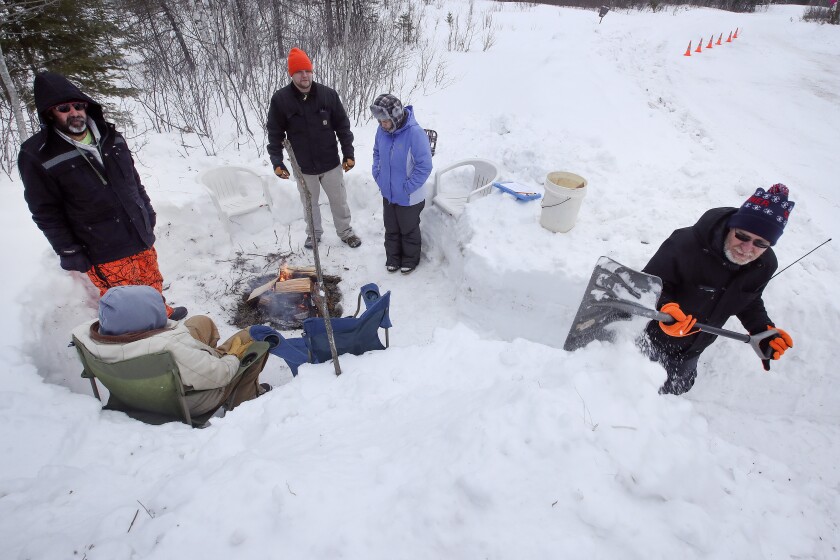 Beargrease volunteer at work.
