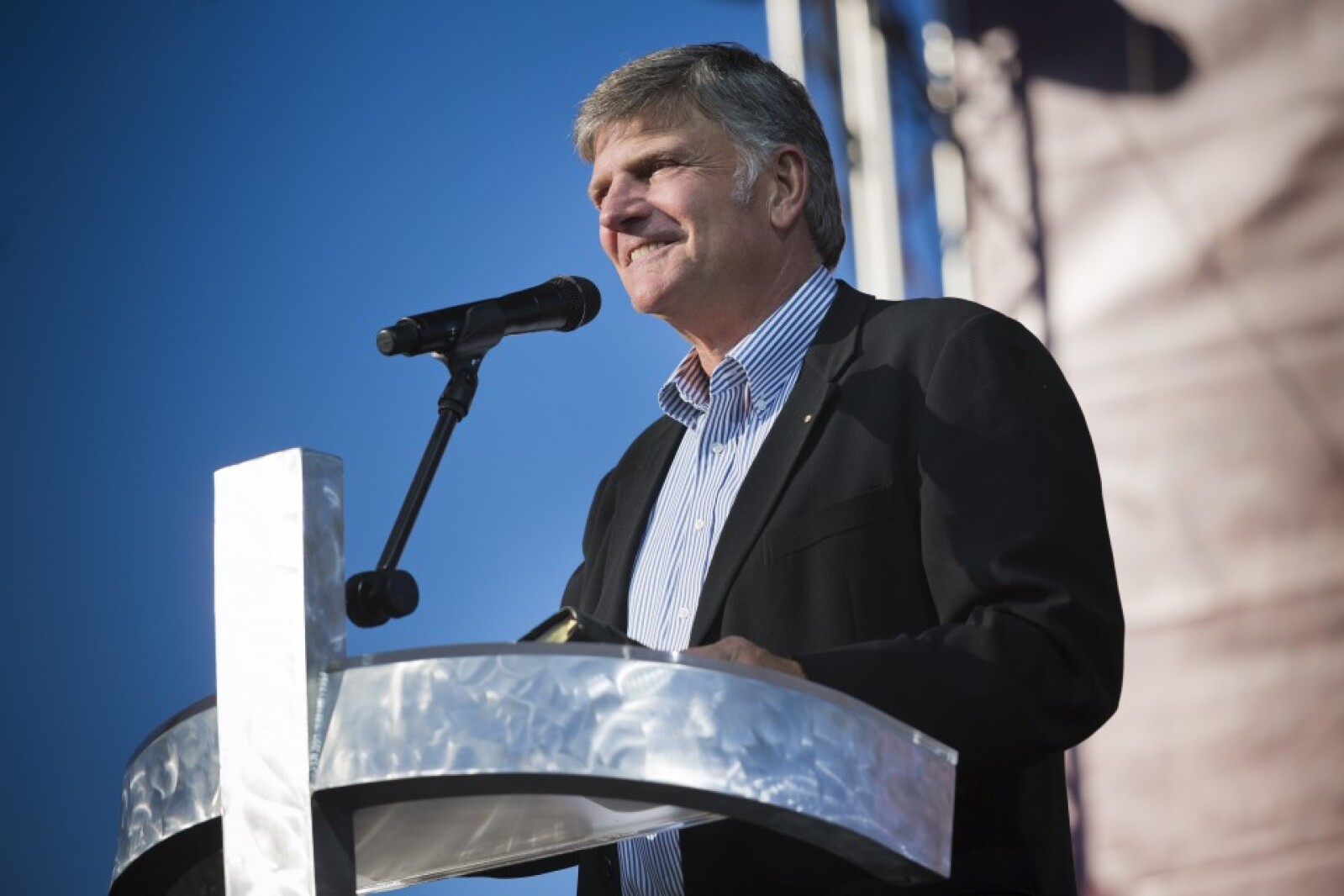 Graham to hold revival in Rochester, but some churches are troubled